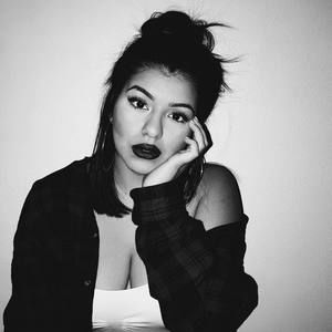 Meet your Posher, Edna